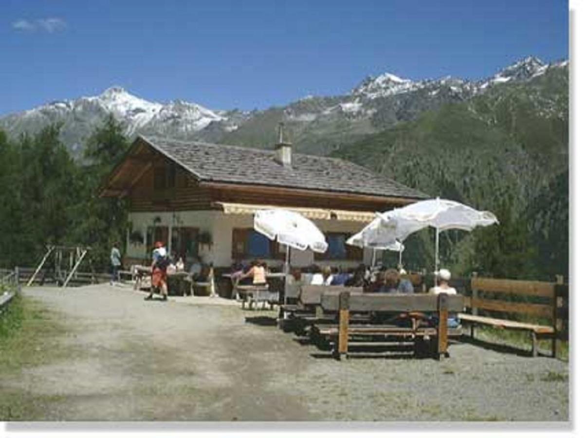 Gasthof Zur Einkehr Sankt Leonhard im Pitztal Exterior photo